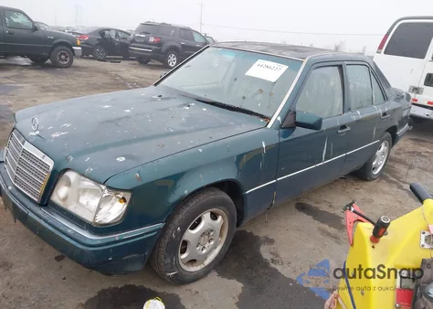 1995 Mercedes-Benz E 300D/300D Special из США, поврежденный, VIN WDBEB31E7SC265638